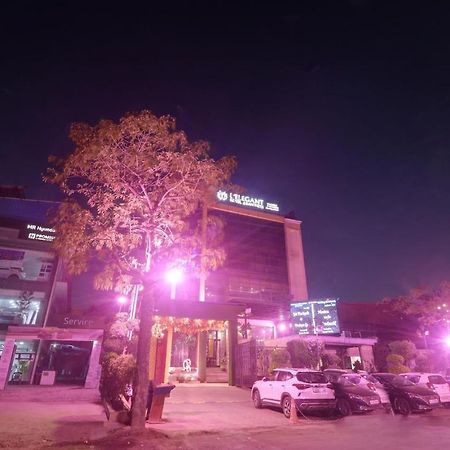 Oyo Townhouse 934 L'Elegant Hotel & Banquetby Ace Manor Ghaziabad Εξωτερικό φωτογραφία
