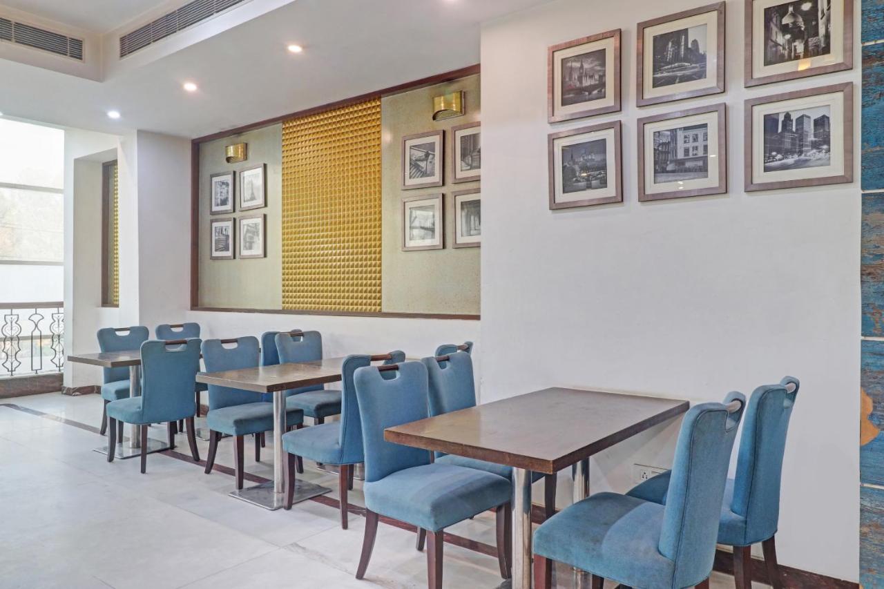 Oyo Townhouse 934 L'Elegant Hotel & Banquetby Ace Manor Ghaziabad Εξωτερικό φωτογραφία